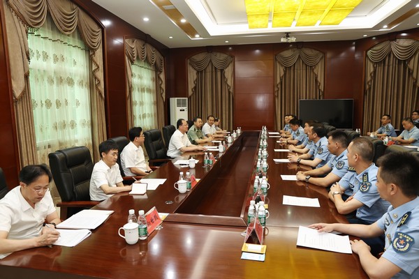 毛伟明赴95291部队走访慰问