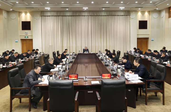 毛伟明主持召开省政府常务会议 研究部署自贸试验区建设、先进制造业发展等工作