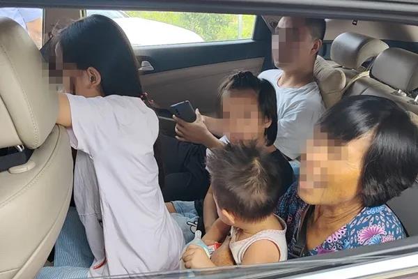 双牌公安交警：“超员带娃”要不得！