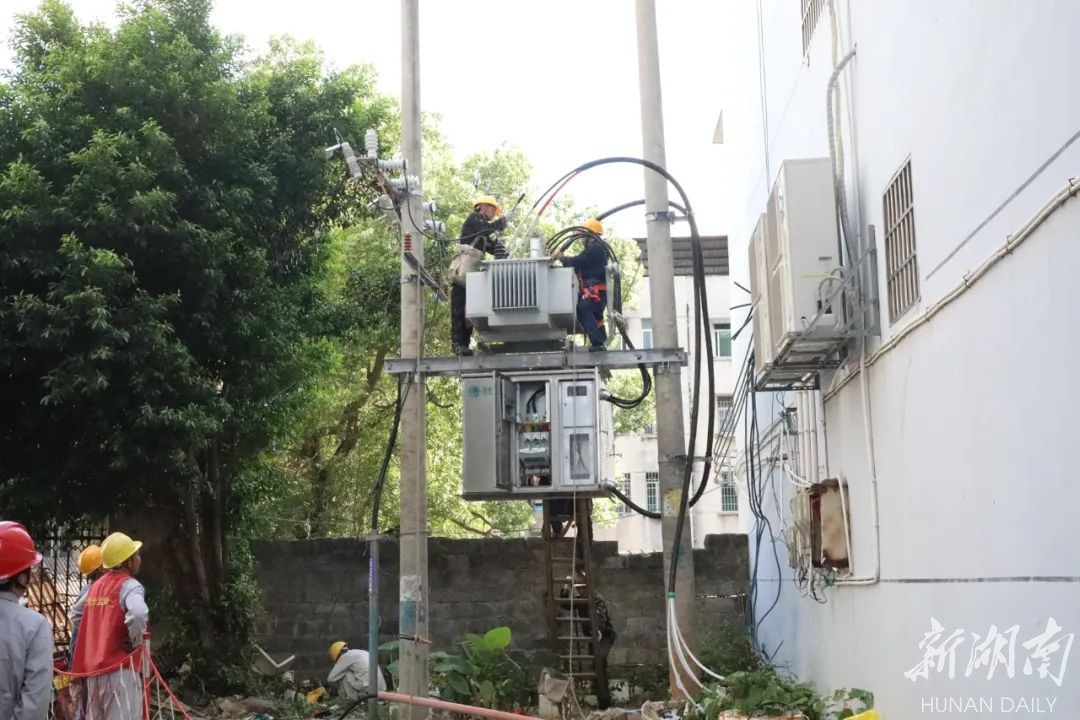 国网双牌县供电公司：集中“诊疗”线路 保障居民用电