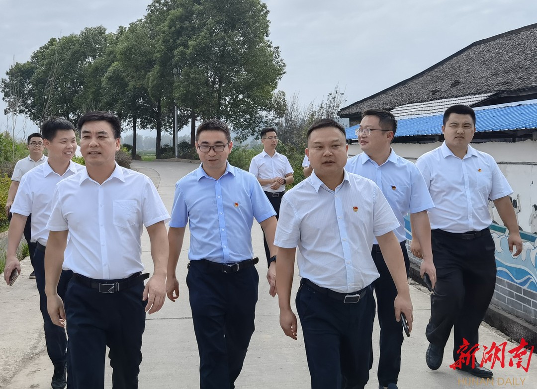 彭武学到泸溪县浦市镇调度巩固拓展脱贫攻坚成果同乡村振兴有效衔接