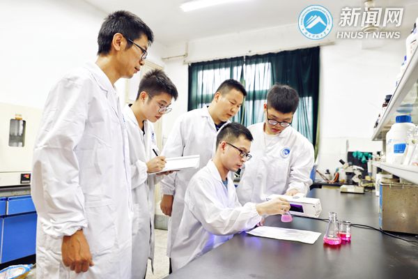 湖南科技大学荣获第二届全国大学生化学实验创新设计竞赛一等奖