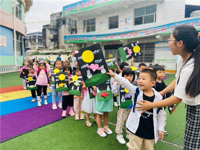 龙山县雨花幼儿园开展中秋节系列活动