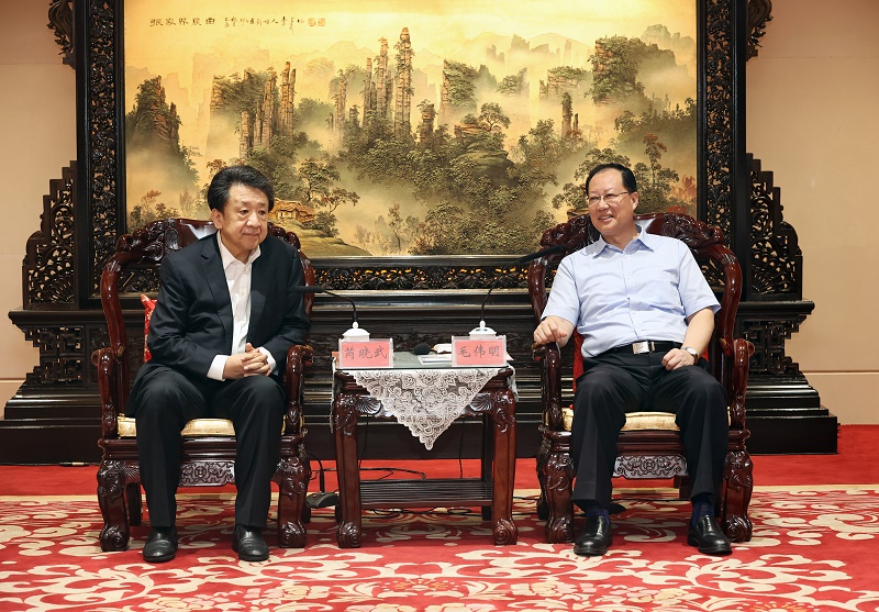 毛伟明与芮晓武座谈