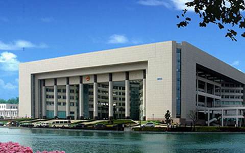 毛伟明主持召开省政府常务会议 研究部署统计督察反馈问题整改、“交房即交证”改革等工作