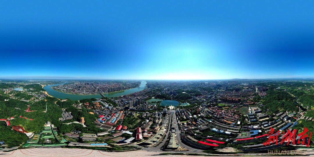  绿意盎然的益阳市中心城区。朱汉湘航拍