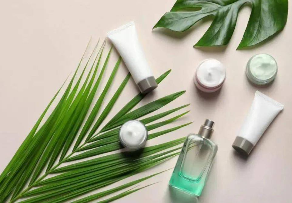 换季了，护肤品热销，但被权威部门喊“停”的它们，还在骗人