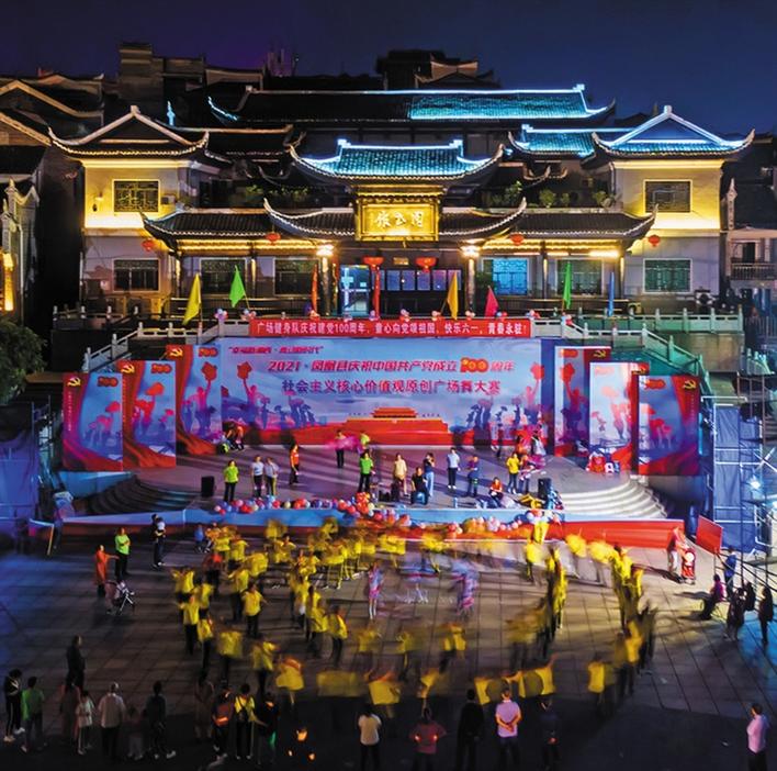 百姓夜生活 李春寿 摄