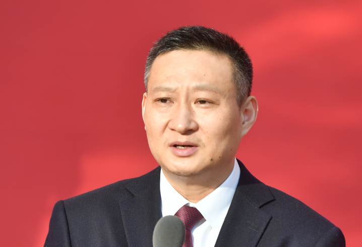 代表通道直击④｜向章云：构建亲清政商关系 助力民营经济高质量发展