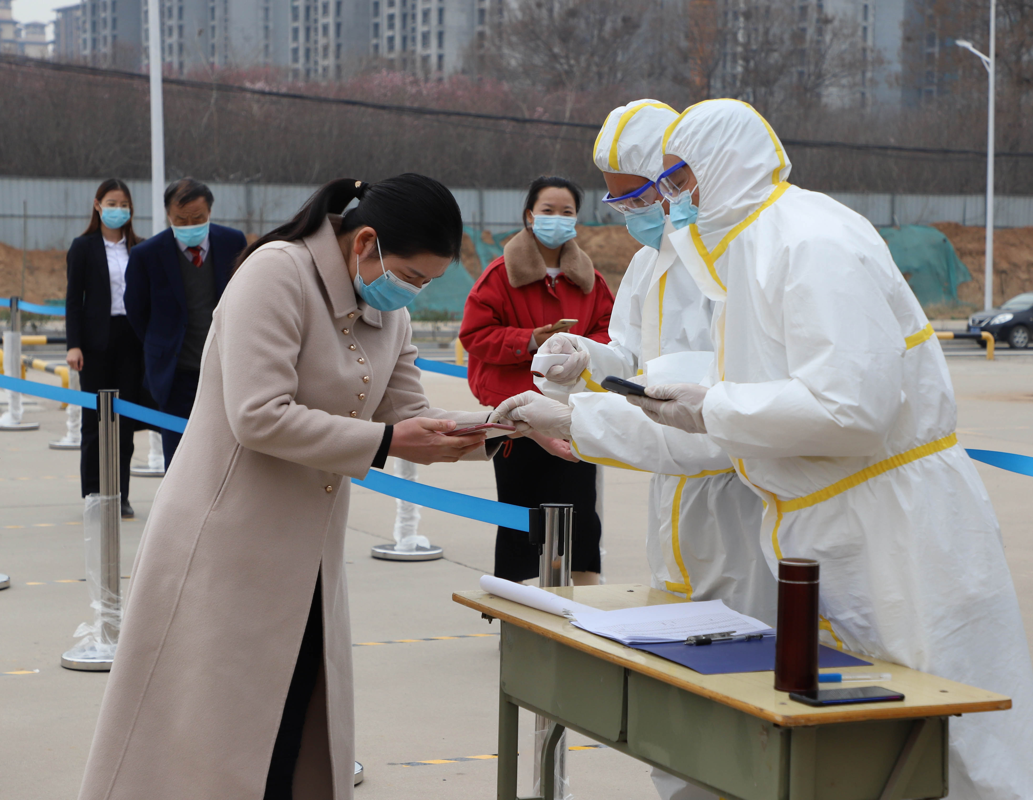 疫情滚动丨上海昨日无新增本土新冠肺炎确诊病例，新增境外输入6例