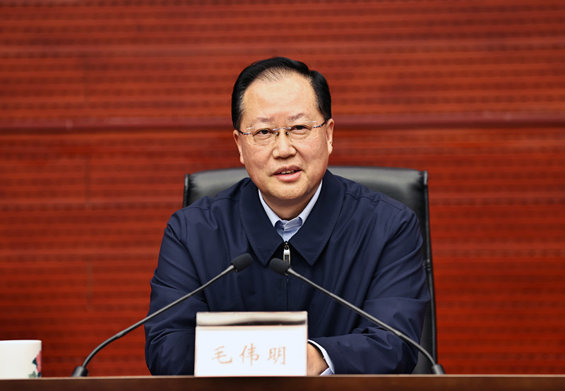 毛伟明：全力提升制造业核心竞争力 彰显湖南所能服务制造强国