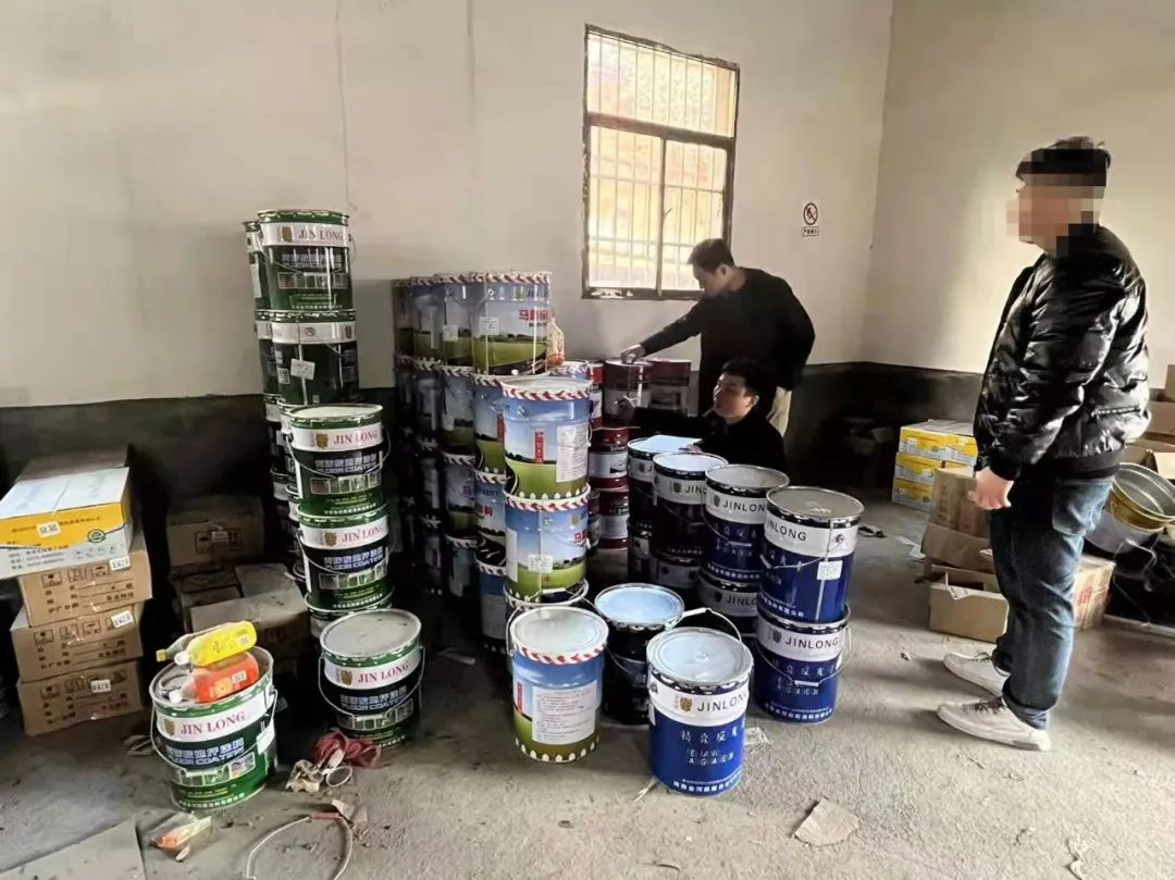 非法存储7吨油漆涂料，长沙一出租仓库被查