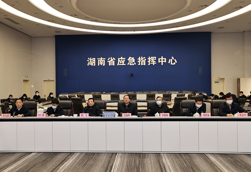毛伟明赴省应急管理厅紧急调度应对本轮雨雪冰冻天气