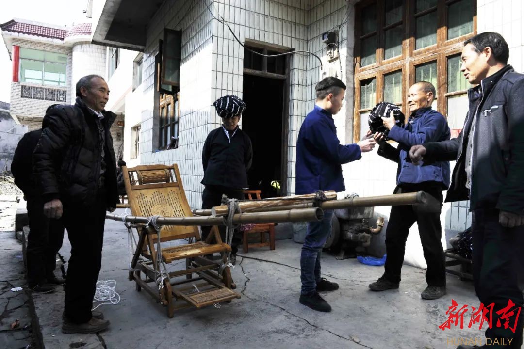 组图丨武吉海：我觅苗寨接龙