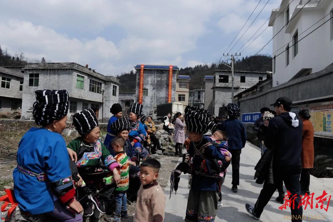 组图丨武吉海：我觅苗寨接龙
