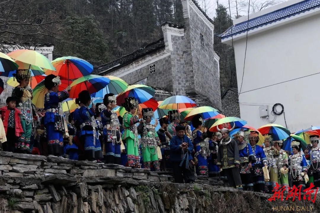 组图丨武吉海：我觅苗寨接龙