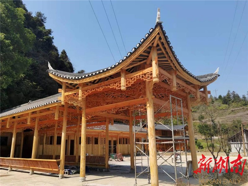 吉首市红坪村：打造“网红公路”带动乡村振兴