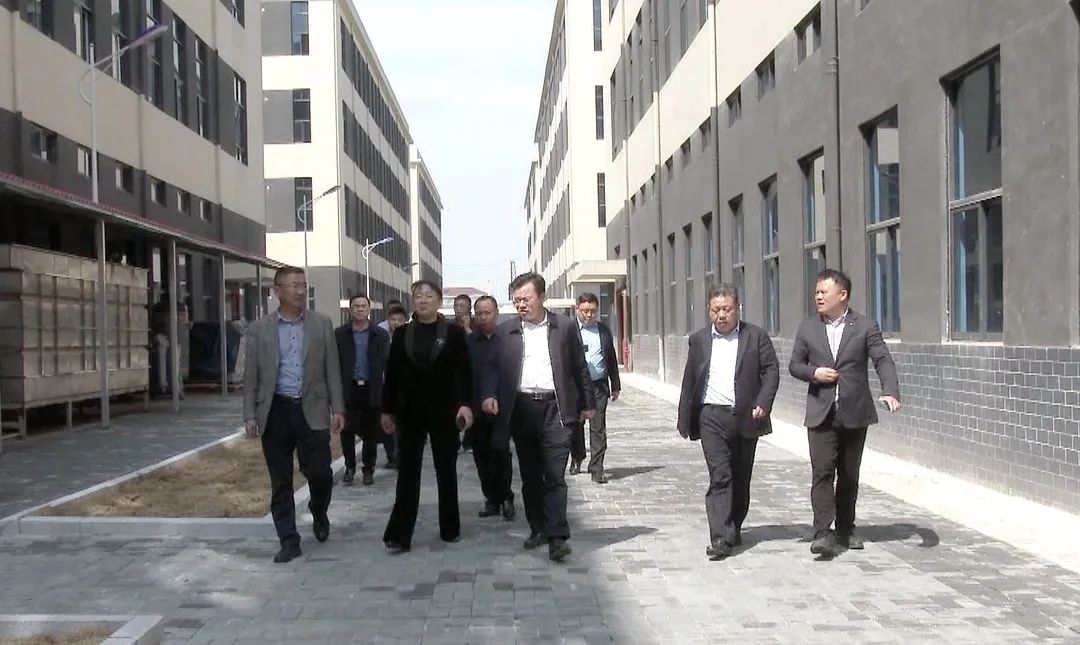永州市蓝山县考察团来我县考察学习
