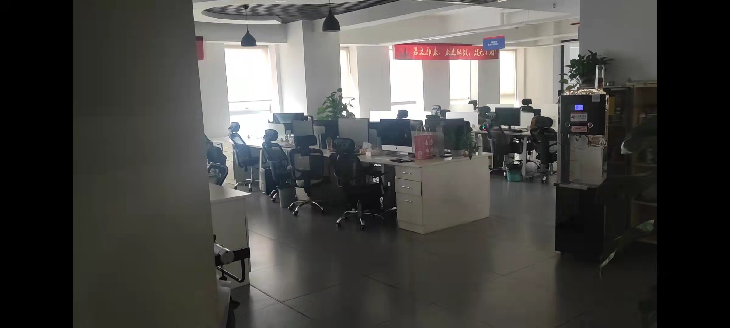 记者探访：长沙聚丰科技公司人去楼空  职能部门：已约谈，调查后依法处理