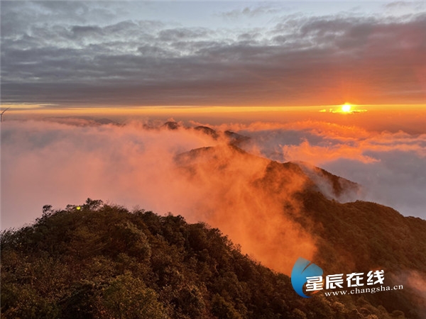 湘西之巅，一眼千年