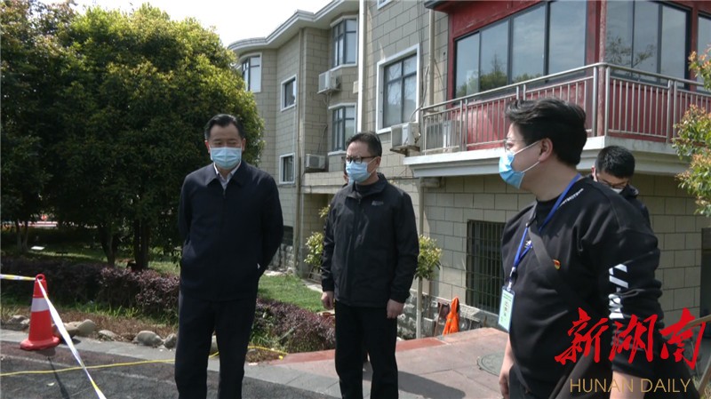 石希欣督导鹤城区第四轮核酸检测工作