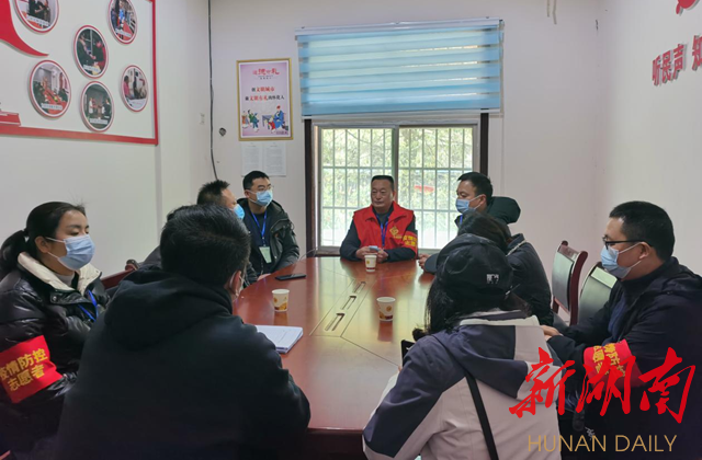 怀化市民宗局全员下沉筑牢社区疫情防控铜墙铁壁