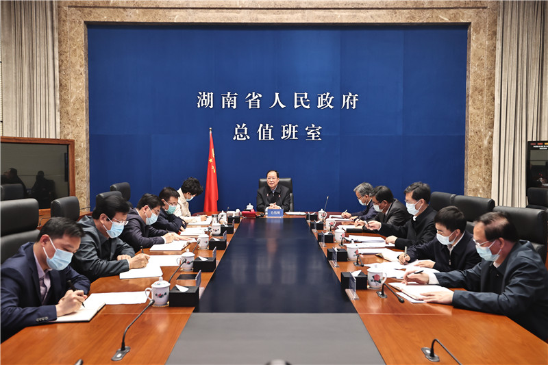 毛伟明检查清明值班值守：抓关键时段 抓关键节点 确保全省大局平安健康和谐稳定