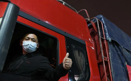 生活铺子丨“疫情当前，请珍惜每一辆疾驰而过的大货车”