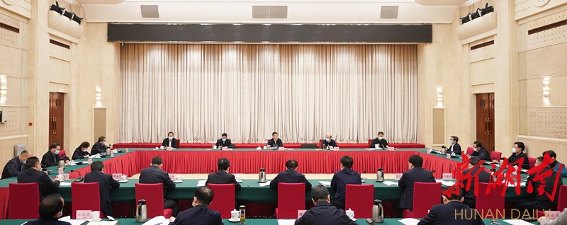 张庆伟：始终把党的政治建设放在首位 以高质量党建引领高质量发展