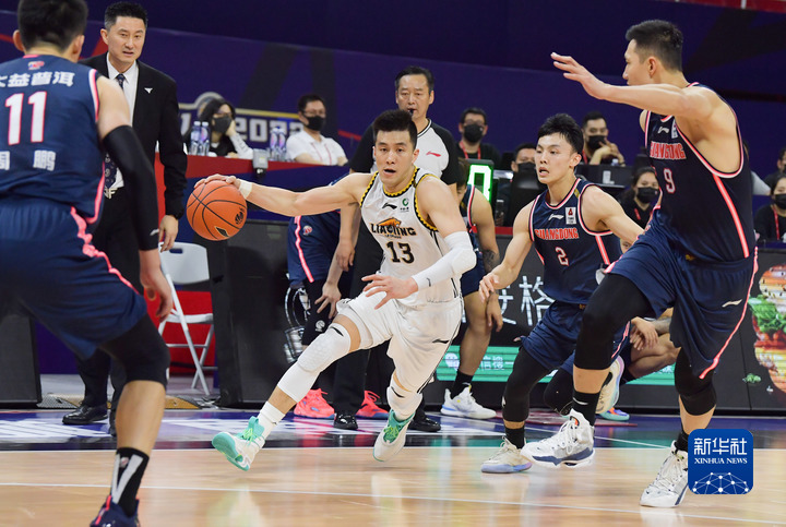 CBA｜巨人蹒跚 英雄孤胆——2021-2022赛季CBA季后赛半决赛盘点