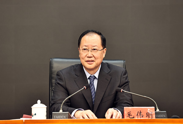 毛伟明：讲政治转作风 抓廉政促发展 以实际行动迎接党的二十大胜利召开