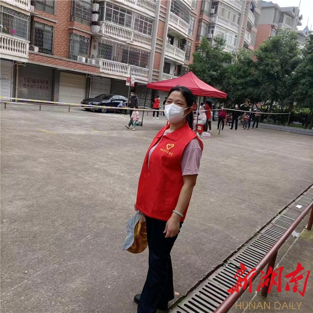 教师志愿者刘嫦娇：“守住了疫情防线，就守住了家和孩子”_邵商网
