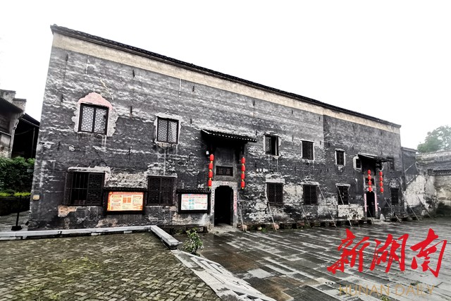 ▲洪江古商城景区塘冲的留园。