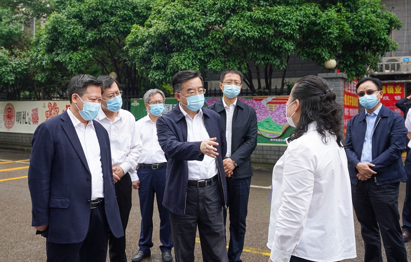 张庆伟在湘潭调研：坚决守牢守好安全发展底线 为高质量发展提供坚实保障