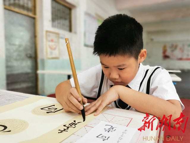 童心向党 强国有我| TA们,深情表白→我爱你,祖国!
