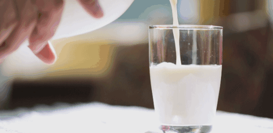 真相大调查|牛奶致癌，金针菇含甲醛……5月谣言你中招几个？