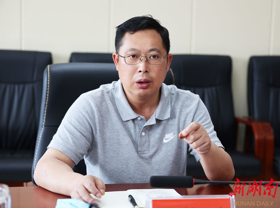 念好"防"字诀 陶伟军部署当前防汛工作 - 华容 - 新湖南