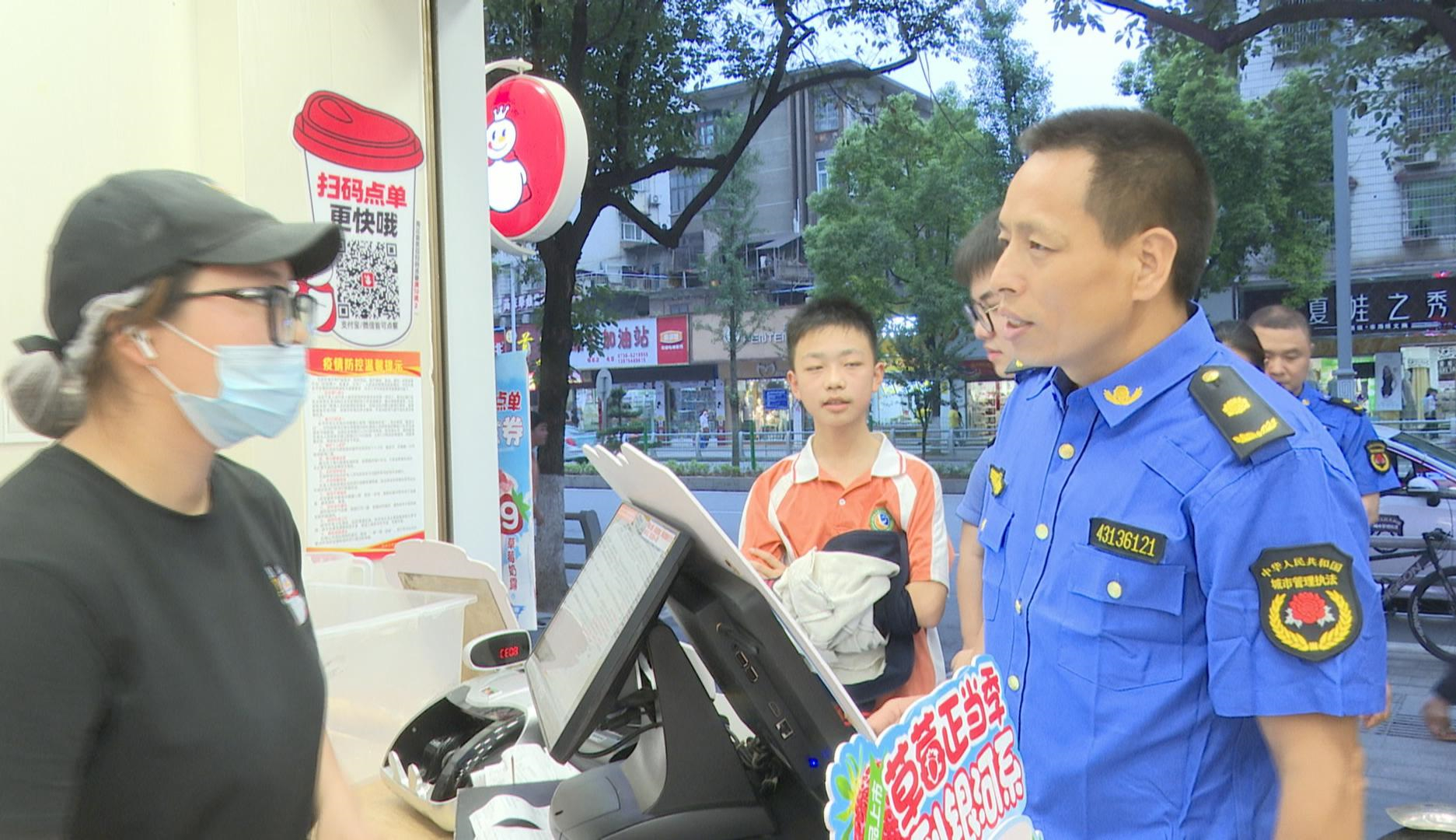 高考進行時 | 冷水江市城區(qū)按下“靜音鍵”