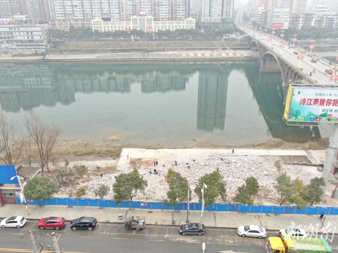 湖南省河湖管理典型案例（三）冷水江市侵占资江防洪堤违法建设房屋案