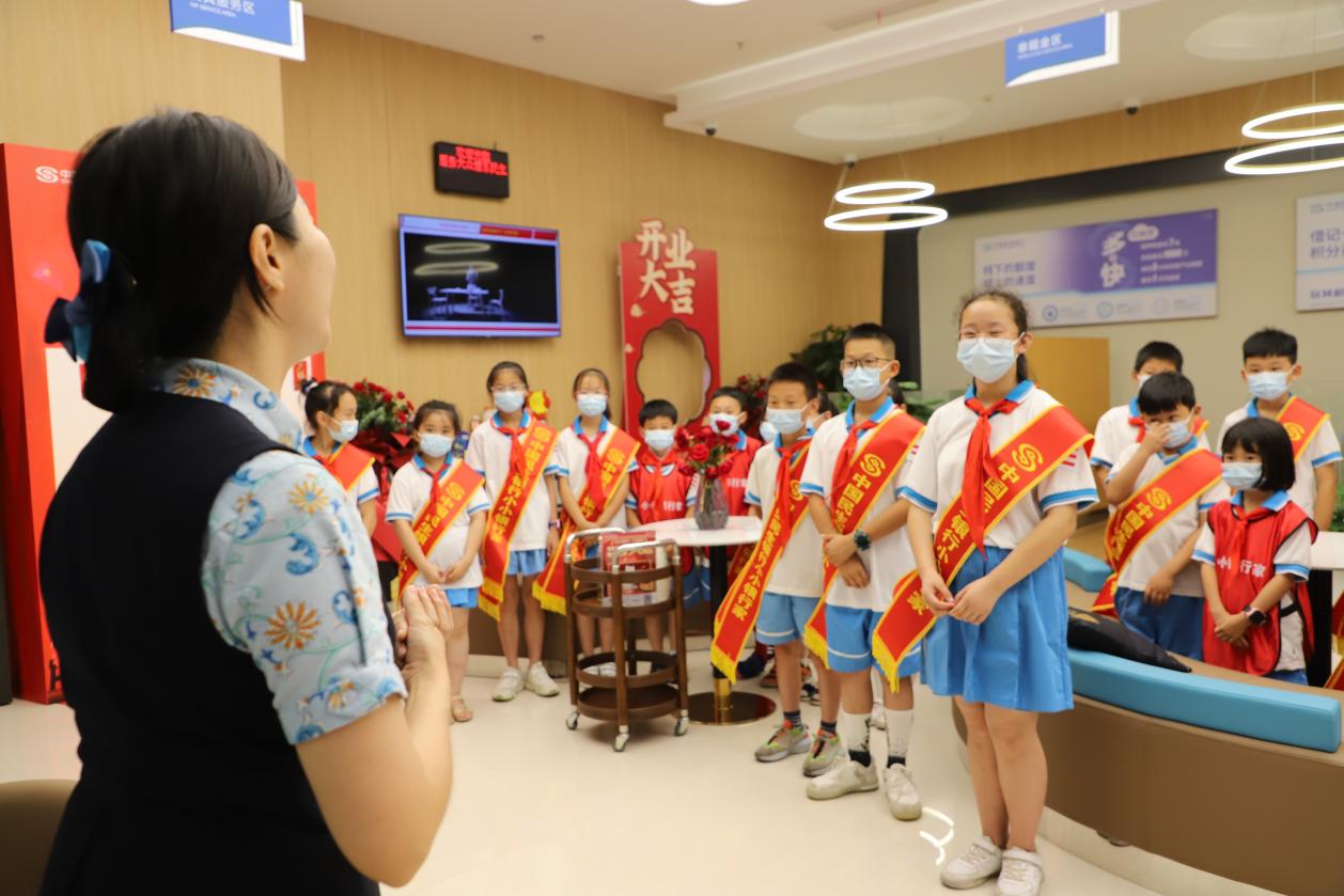 雨花区砂子塘魅力之城小学携手周边社区开展系列共建活动