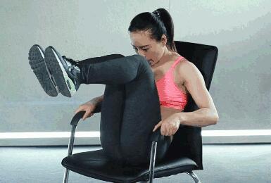 5个动作 开启你的办公室健身