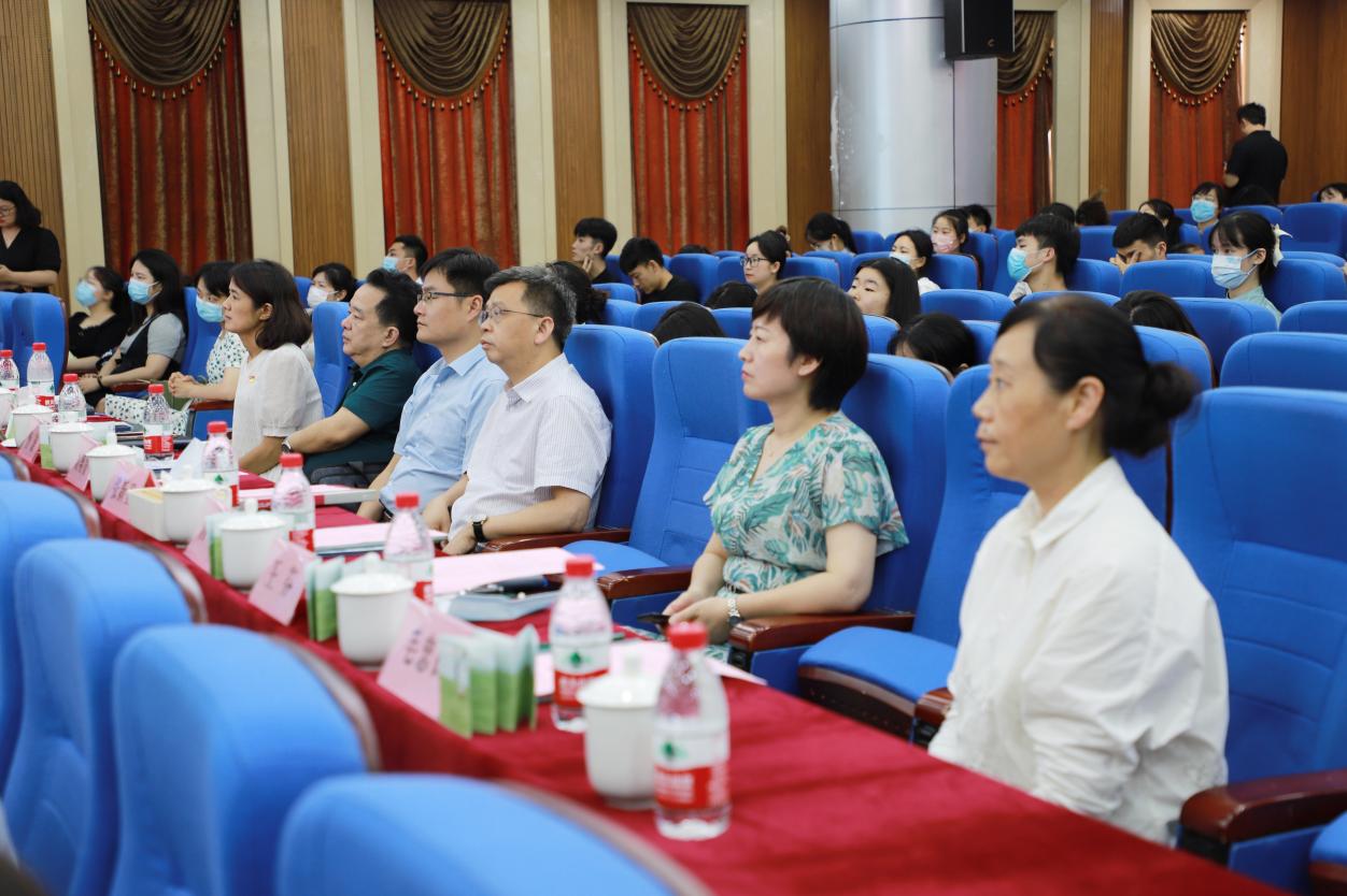 书润师德 薪火相传——雨花区2021年新进教师在岗适应性培训结业典礼顺利举行