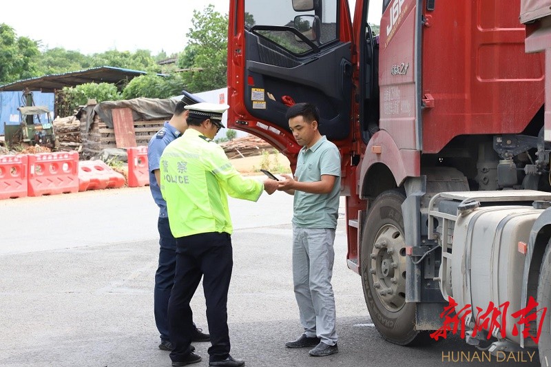 湘阴县开展为期3个月交通顽瘴痼疾联合执法行动