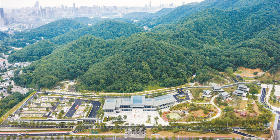 长沙岳麓山西大门预开放