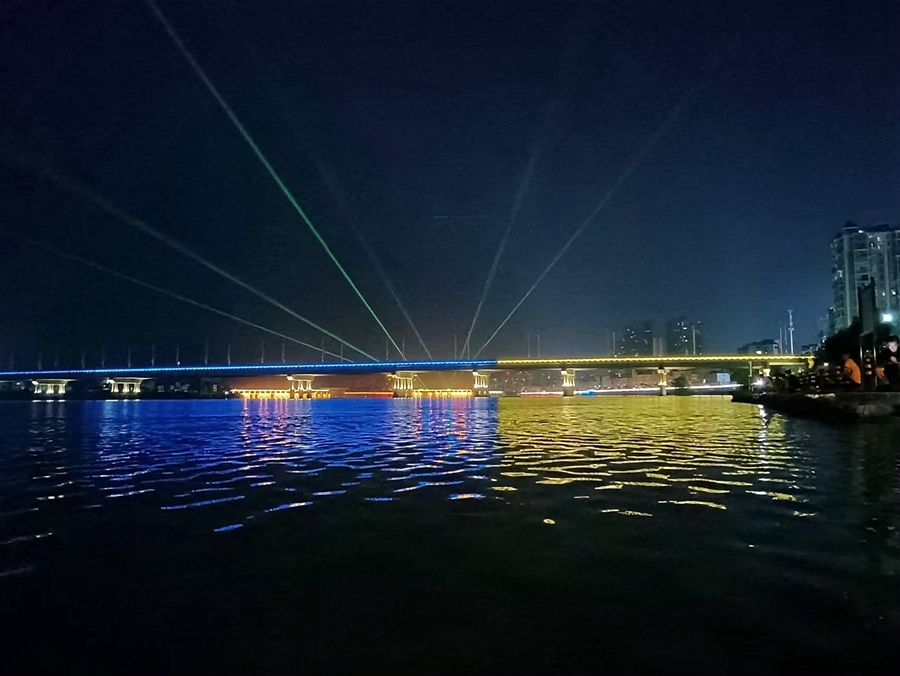澧水河夜色迷人