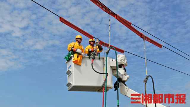 旁路帶電作業需要通過旁路引流線,旁路柔性電纜,旁路開關等設備進行