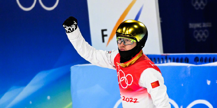 冬奥冠军齐广璞：继续备战2026年冬奥会 希望更多年轻人爱上冰雪运动