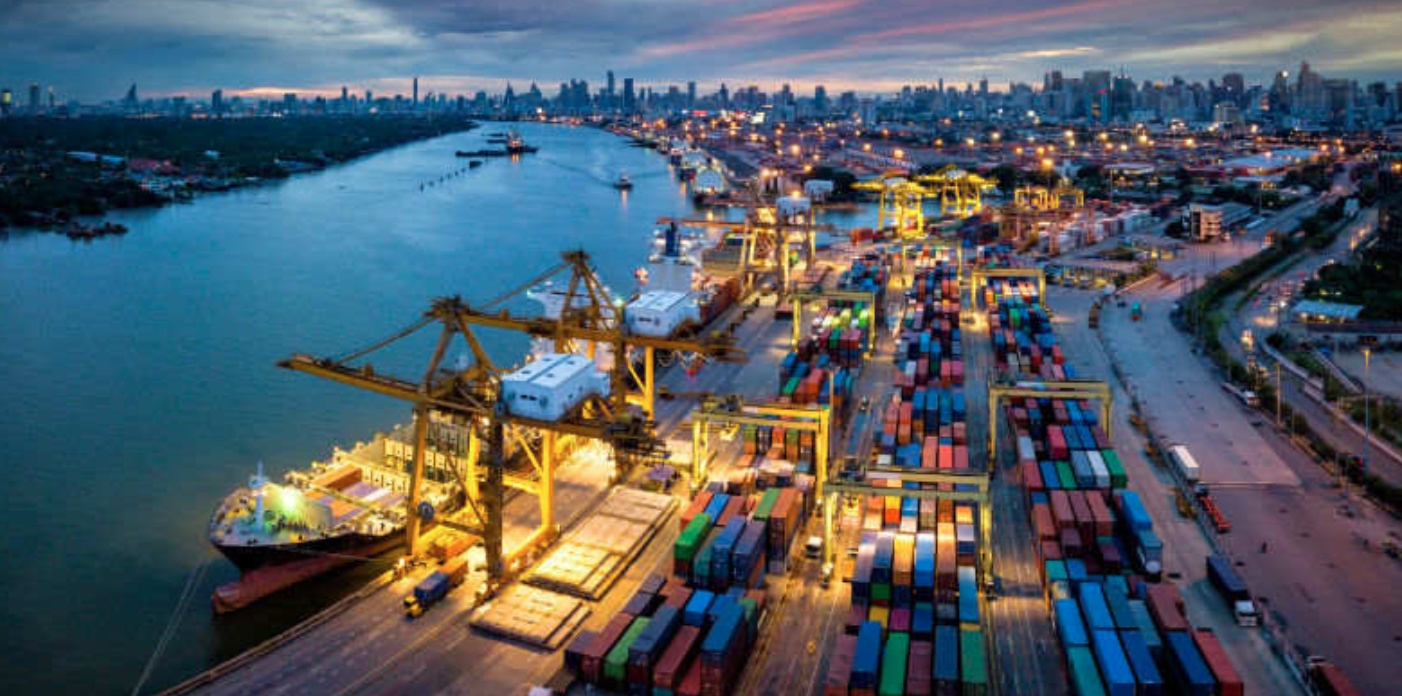 全国监测港口完成货物吞吐量环比增长8.3%