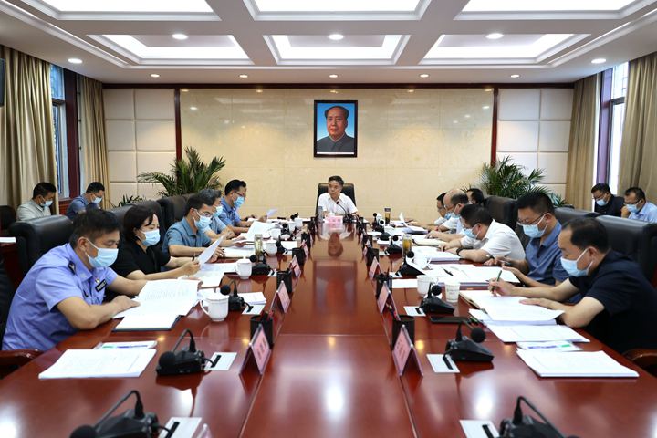 毛运鸿主持召开2022年第24次县委常委会会议