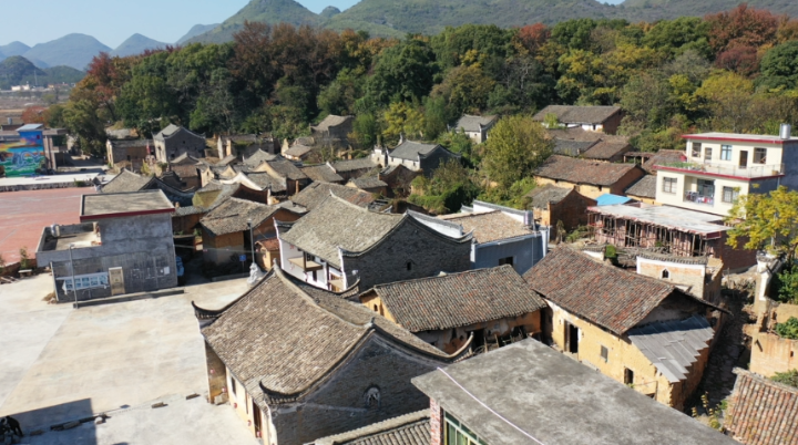 江华大路铺镇葡萄井村（神岗村）被列入省历史文化名村名单